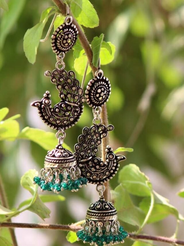SILVER
jewelleries and Ornaments