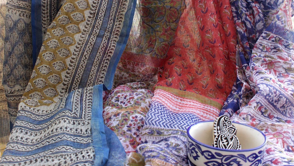 Kota-doria-dupatta-for-Summer Shilphaat