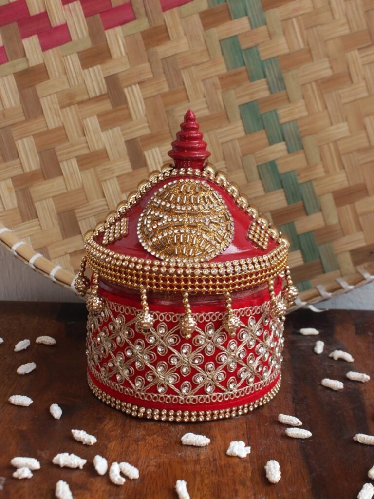 Crystal Red small wooden Sindoor-Box at Shilphaat.com