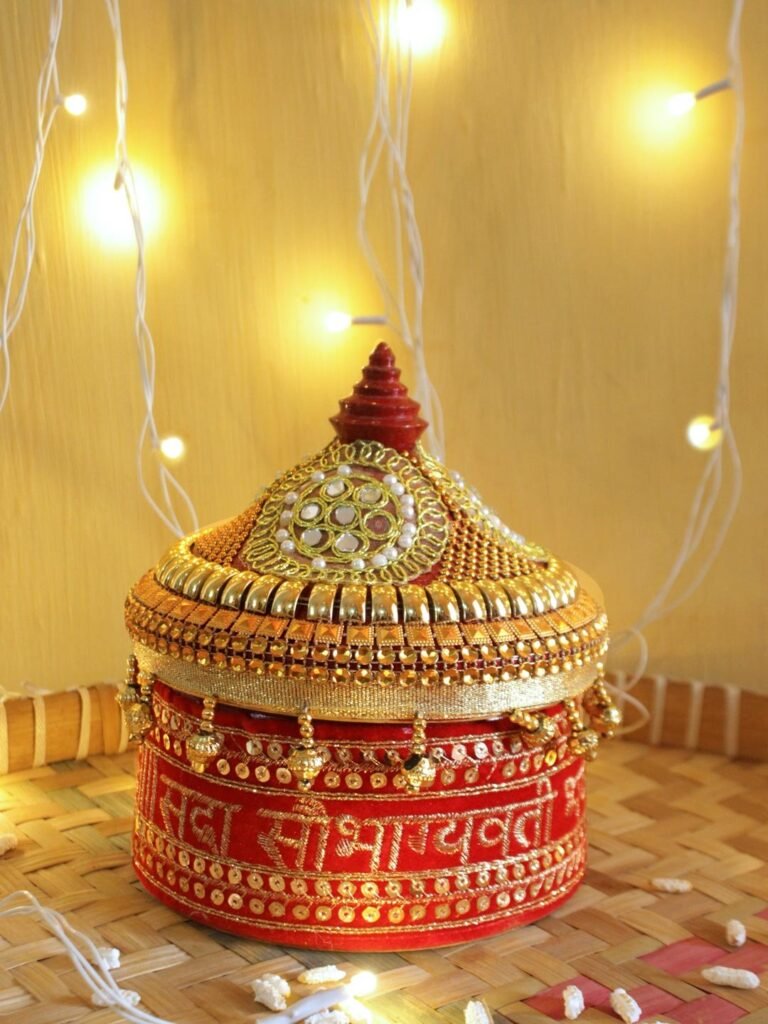 Sada-Saubhagayavati-lace-Sindhora at Shilphaat.com